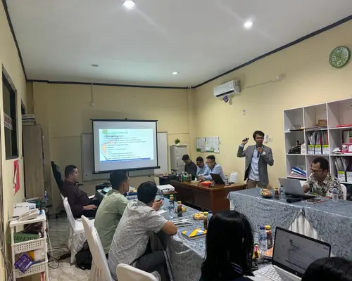 Trainer ISO 22000 Bpk Nur Andika Rachman